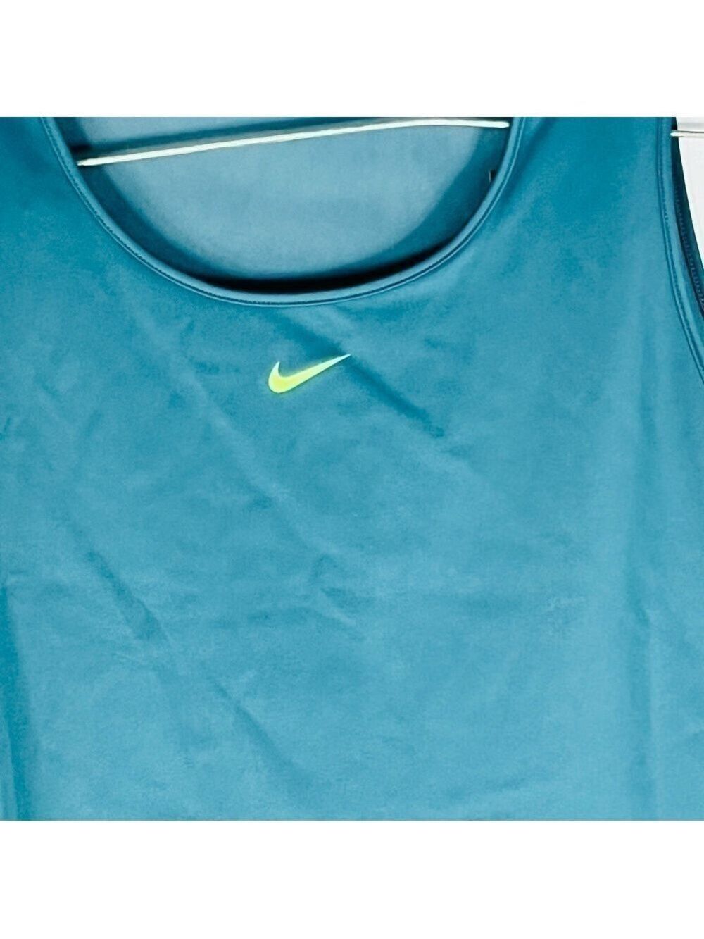 Nike Teal Cropped Training Tank Mesh Size 3X - Picture 4 of 15